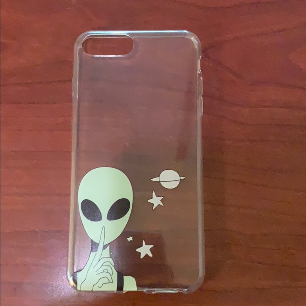 iPhone 8plus alien phone case